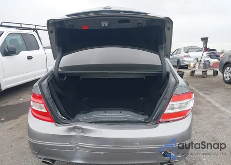 2009 Mercedes-Benz C 300 Luxury 4Matic/Sport 4Matic from USA, damaged, VIN WDDGF81X09R044568